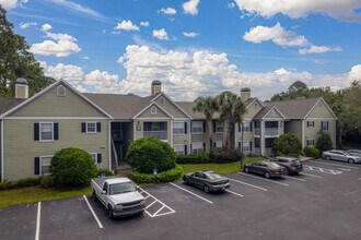 Amelia Lakes Luxury Condominiums in Fernandina Beach, FL - Building Photo - Building Photo