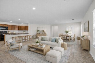 6715 Hillsdale Creek Dr in Houston, TX - Building Photo - Building Photo