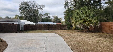 2500 Westover Dr in Palatka, FL - Building Photo - Building Photo
