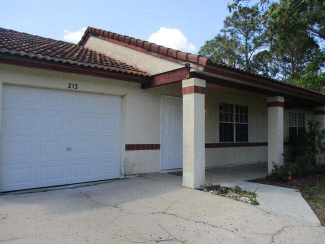 213 Abello Rd SE in Palm Bay, FL - Building Photo - Building Photo