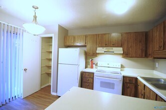 2701 Lantern Walk SE in Huntsville, AL - Building Photo - Building Photo