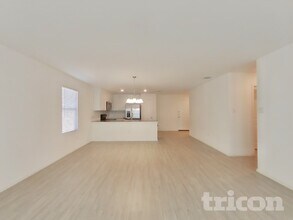 5715 Vista Point in San Antonio, TX - Building Photo - Building Photo