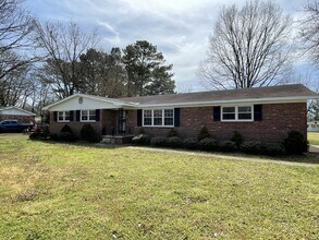 8413 Old Madison Pike in Madison, AL - Building Photo - Building Photo