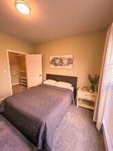 1241 Strassner Dr, Unit Furnished 2Bdrm Apartment in Brentwood, MO - Building Photo - Building Photo