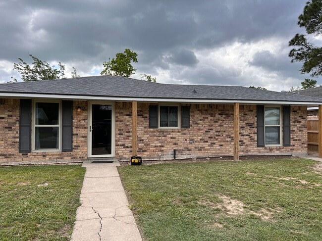 109 Sorority Dr