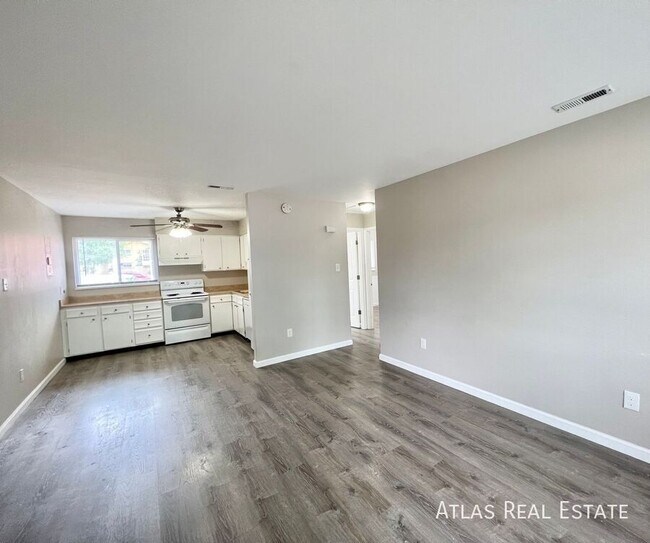 1805 Eagle View Dr in Colorado Springs, CO - Building Photo - Building Photo