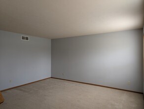 10662 Chicory Ridge Way in Roscoe, IL - Building Photo - Building Photo