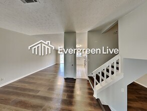 5052 Galbraith Cir in Stone Mountain, GA - Building Photo - Building Photo