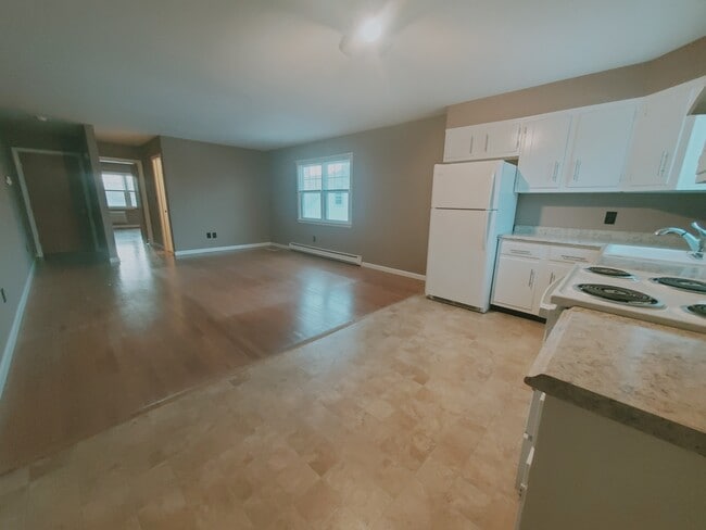 38 Horton St, Unit 2 in Stamford, CT - Building Photo - Building Photo