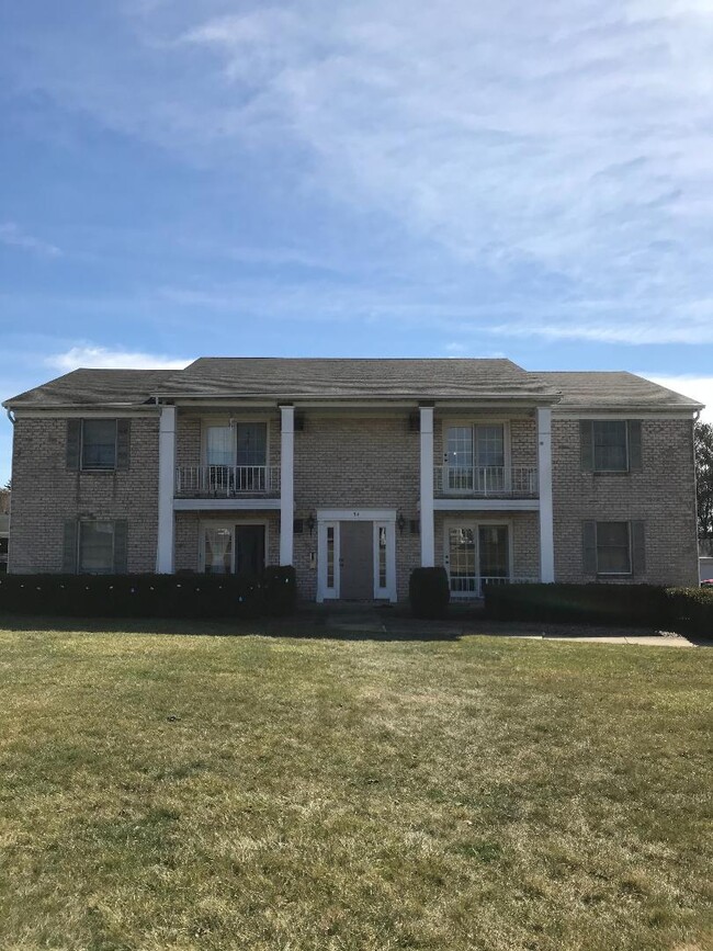 54 Carter Cir, Unit 2