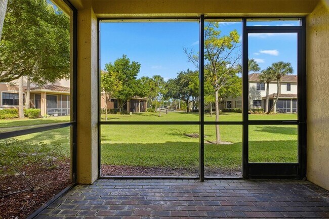 13023 Riverwalk Cir S in Plantation, FL - Foto de edificio - Building Photo