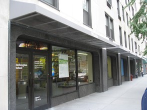 40 E 88th St in New York, NY - Foto de edificio - Building Photo