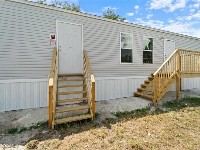 property at 1038 Canopy Ln SW