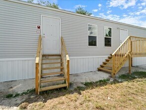 1038 Canopy Ln SW in Moore Haven, FL - Building Photo - Building Photo