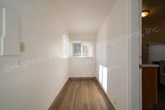 161 S Lincoln Ave in Loveland, CO - Building Photo - Building Photo