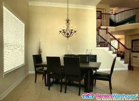 18714 Canoe Brk in San Antonio, TX - Foto de edificio - Building Photo