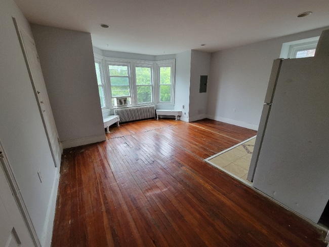 property at 4517 Chester Ave