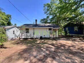 4921 Dale Dr in Columbia, SC - Building Photo - Building Photo