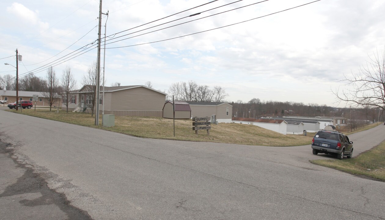 Lowes Mobile Home Park in Flatwoods, KY - Building Photo