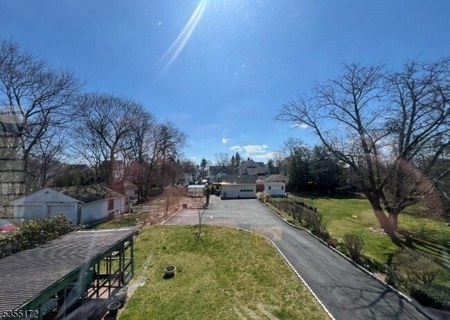 19 E Hanover Ave in Morris Plains, NJ - Building Photo - Building Photo