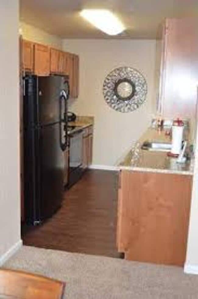 property at 1105 W 16th St