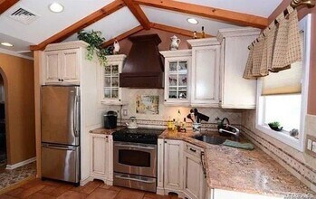 66 Leamington St in Lido Beach, NY - Building Photo - Building Photo