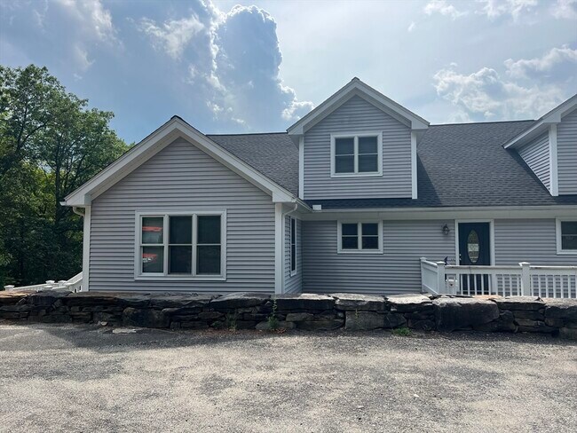 29 Nash Hl Rd in Williamsburg, MA - Building Photo - Building Photo