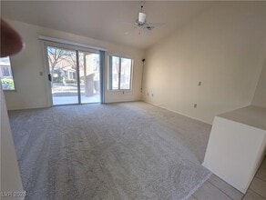 2756 Showcase Dr in Las Vegas, NV - Building Photo - Building Photo