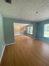 1517 Loretta Ct in Brandon, FL - Building Photo - Building Photo