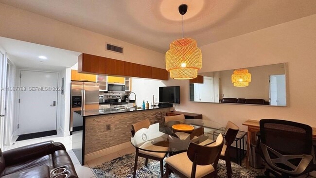 property at 1750 N Bayshore Dr