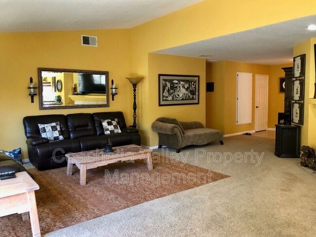 39095 Sweetwater Dr in Palm Desert, CA - Building Photo - Building Photo