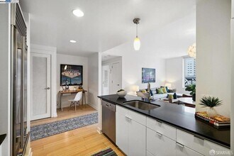 501 Beale St in San Francisco, CA - Building Photo - Building Photo
