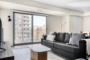 4001 9th St N in Arlington, VA - Building Photo