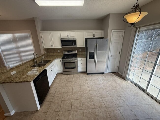 10965 Wittenridge Dr in Alpharetta, GA - Building Photo - Building Photo