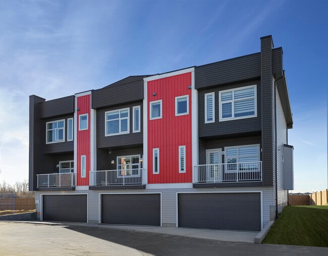 property at 1631 Hammond Cres NW