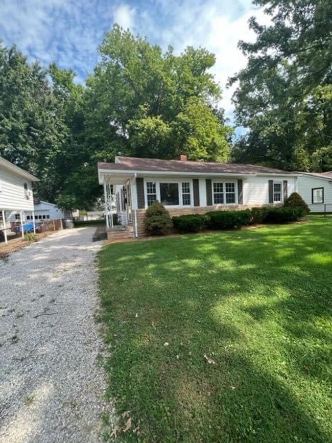 property at 1718 Sweetser Ave