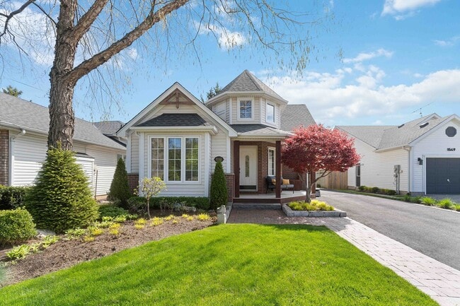 1553 Four Mile Creek Rd in Niagara-On-The-Lake, ON - Building Photo - Building Photo