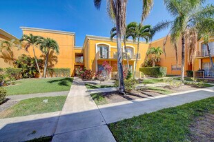 18111 NW 68th Ave in Hialeah, FL - Building Photo