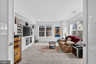 3248 Royal Fern Pl in Rockville, MD - Building Photo