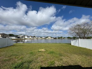 13465 Fladgate Mark Drive in Riverview, FL - Building Photo - Building Photo