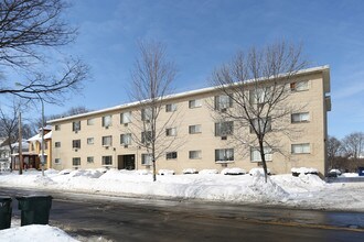 Woodie View Apartments in Rochester, NY - Building Photo - Building Photo