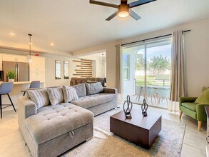 4741 Clock Tower Dr in Kissimmee, FL - Building Photo - Building Photo