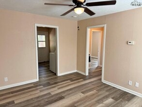 102 Ave G in Burkburnett, TX - Building Photo - Building Photo