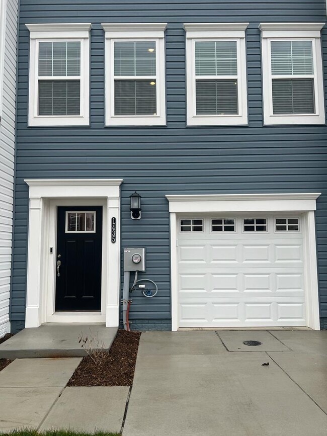 1435 Clingmans Dome Dr in Frederick, MD - Building Photo - Building Photo