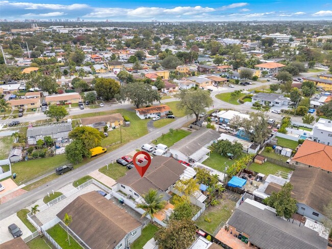 310 SW 76th Ct in Miami, FL - Building Photo - Building Photo