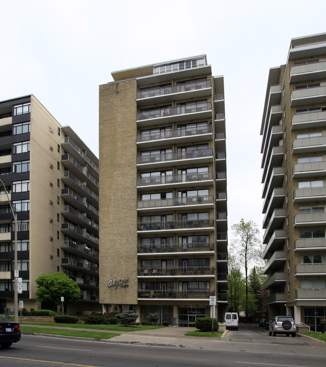 Algiers North in Toronto, ON - Building Photo - Building Photo