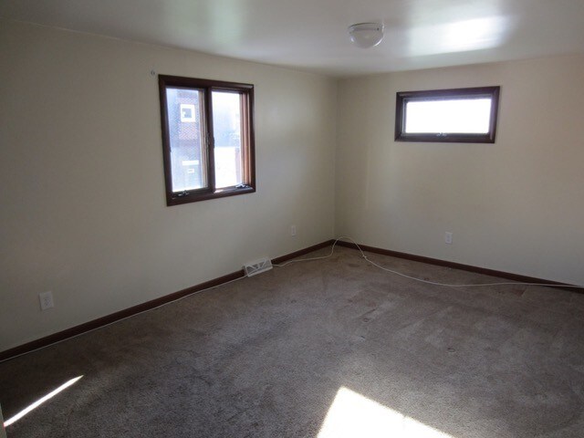 16 Pine Ridge Rd in Buffalo, NY - Building Photo