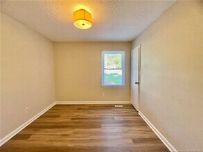 1505 Diamond Rd in Fayetteville, NC - Building Photo - Building Photo