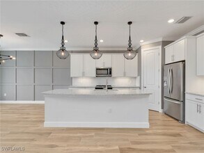 19221 Zephyr Lily Ct in Estero, FL - Building Photo - Building Photo