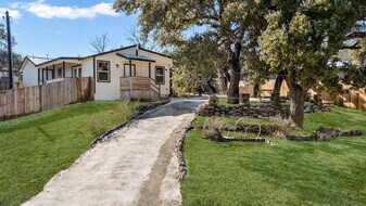 474 Ridge Haven St in Canyon Lake, TX - Building Photo